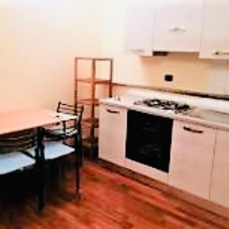 Апартаменты Bilocale Zona Centro Милан Экстерьер фото